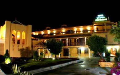 Cerezos Hotel 3*